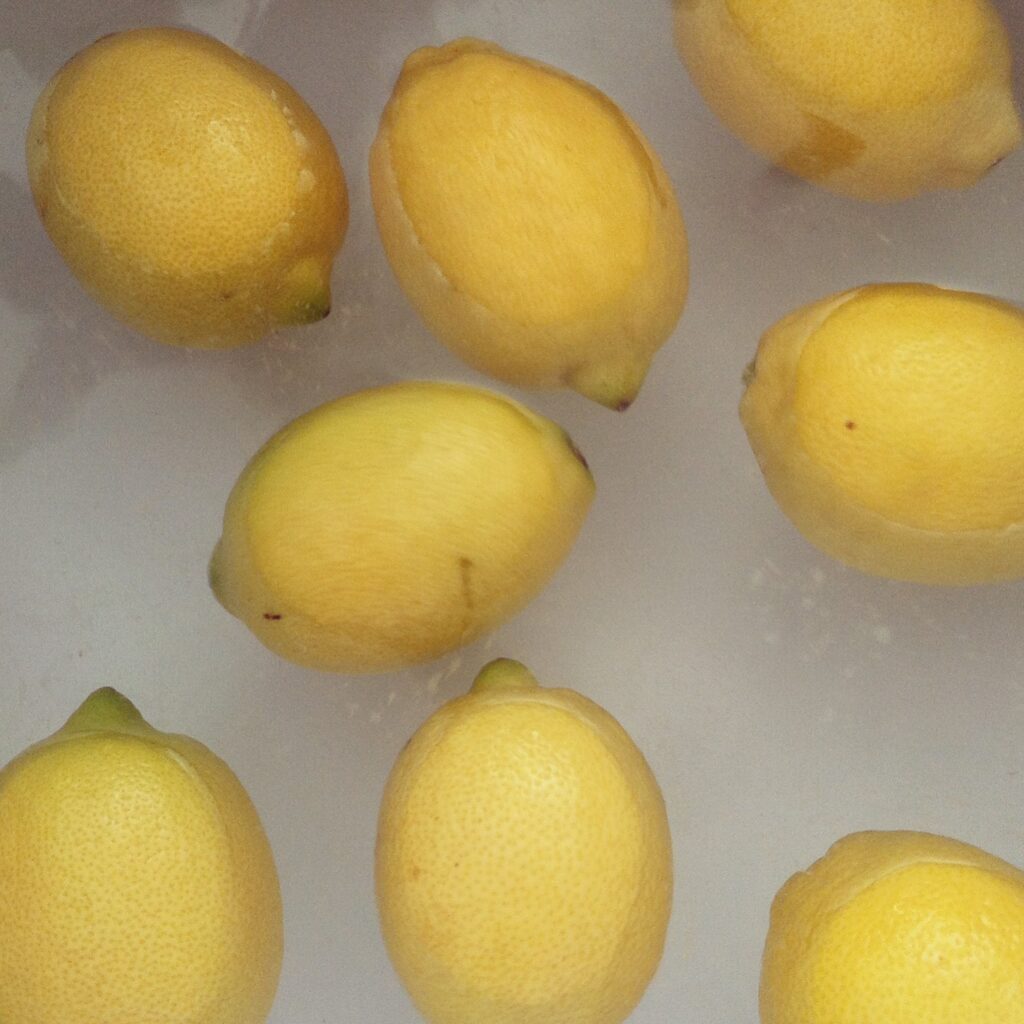 Lemons in a bath
