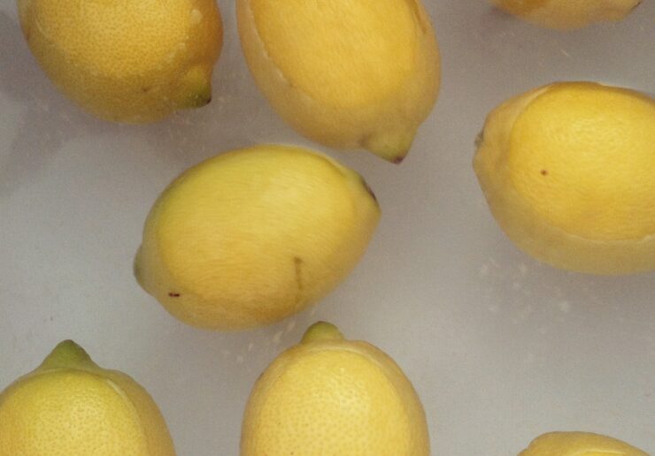 Lemons in a bath